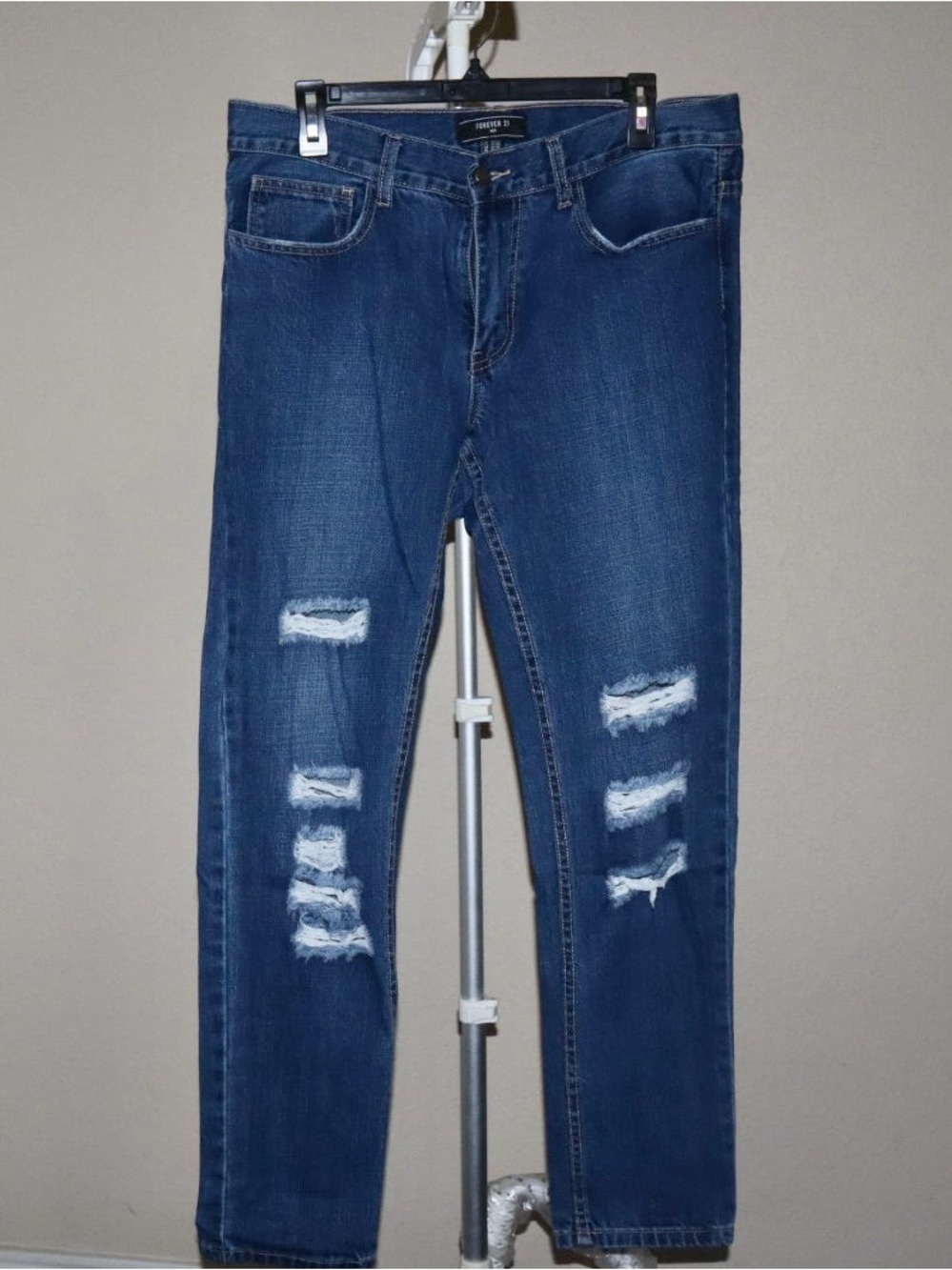 Forever 21 Blue Men's Jeans with Contrast Stitching - Picture 1 of 6